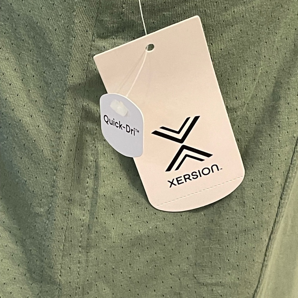 Xersion Racer Back Quick Dry Top - Picture 4 of 5